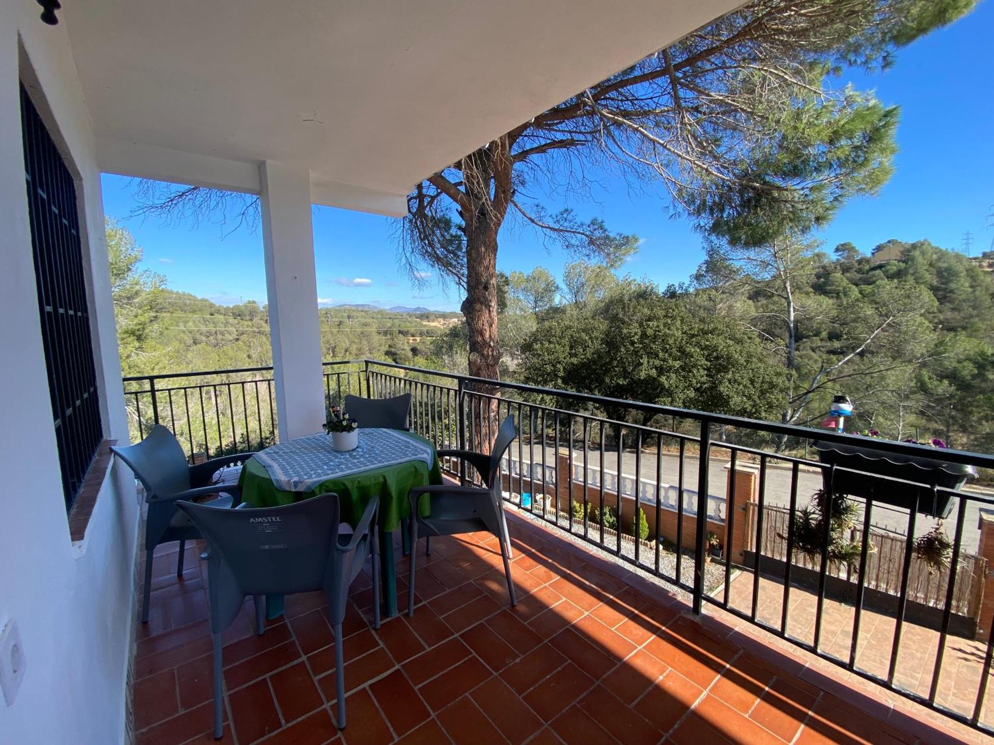 La Casa De Las Hadas Hotel La Reguda ภายนอก รูปภาพ